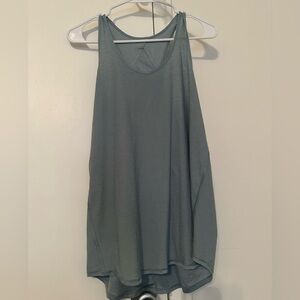 Size 4 Lululemon Essential Tank